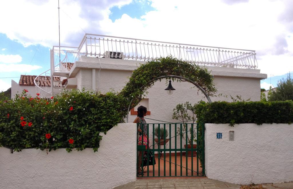 Sea'S Chalet Fontane Bianche Ruang foto