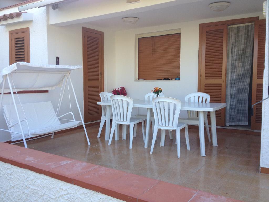 Sea'S Chalet Fontane Bianche Ruang foto